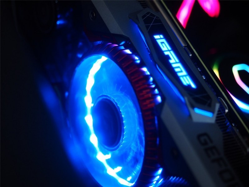 A饭的真香警告——七彩虹 iGame GeForce RTX 2080 Ti Advanced OC