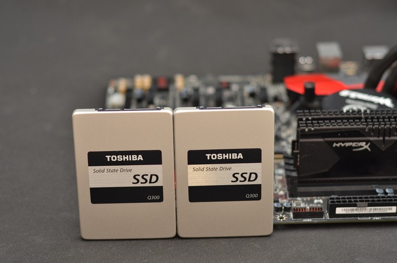 怎么滴也是芯片组旗舰~Z170+2颗东芝Q300 120G SSD玩RAID