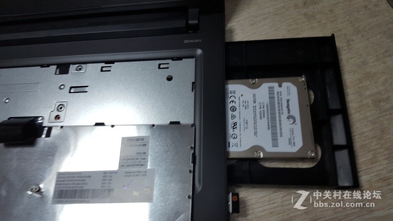 小新300加装固态硬盘