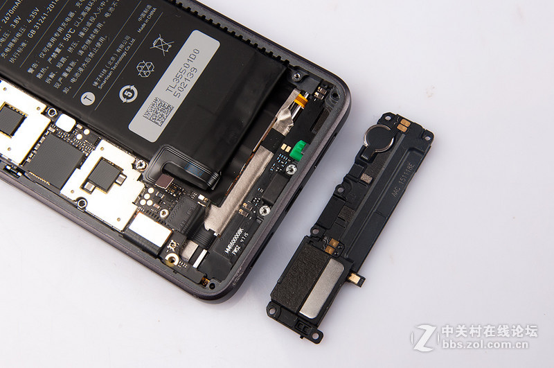 情怀升级版，锤子T2拆机。
