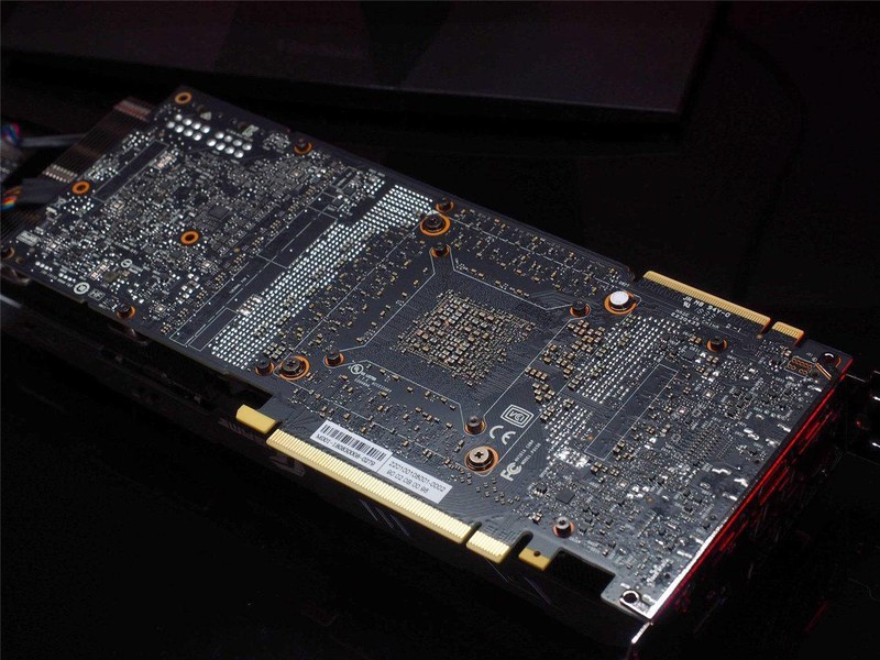 A饭的真香警告——七彩虹 iGame GeForce RTX 2080 Ti Advanced OC