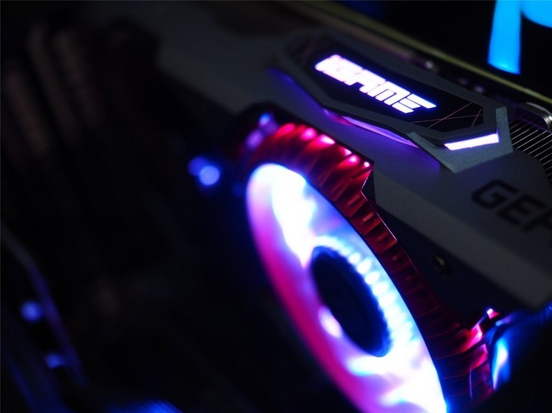 A饭的真香警告——七彩虹 iGame GeForce RTX 2080 Ti Advanced OC