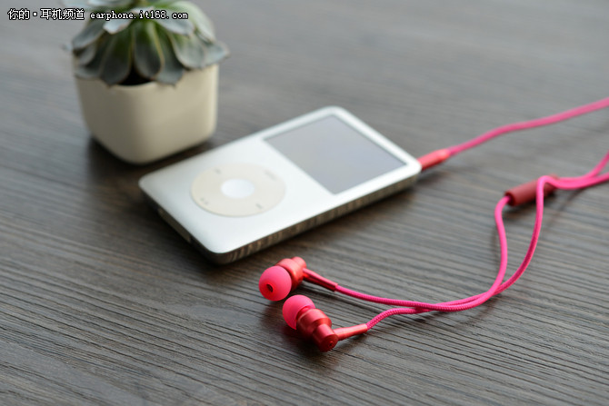 版主坐堂朵唯耳机什么鬼年轻人的口味朵唯d1音乐耳机试听体验