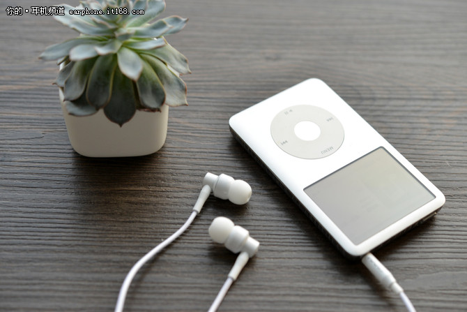 版主坐堂朵唯耳机什么鬼年轻人的口味朵唯d1音乐耳机试听体验