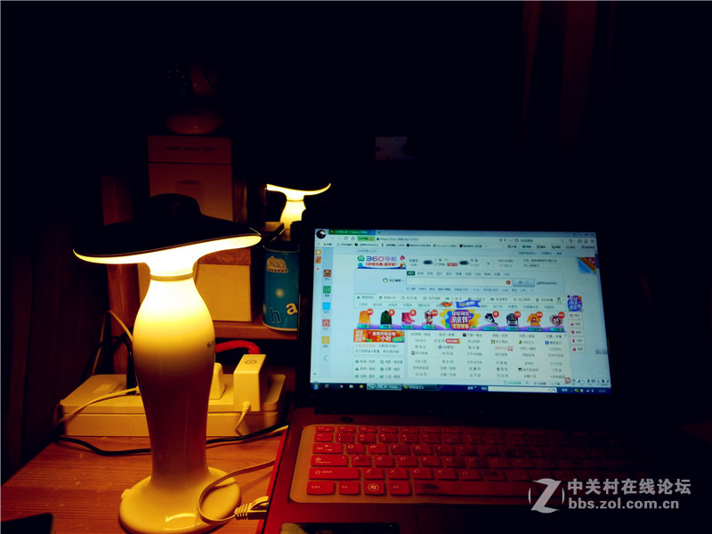 嗨，伊丽莎白，今晚约吗----伊丽莎白语音灯深夜陪我一起撸稿