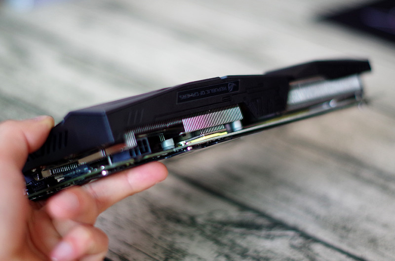 电竞机箱流行硬汉风，装了台先马塞恩3一起感受阳刚之气