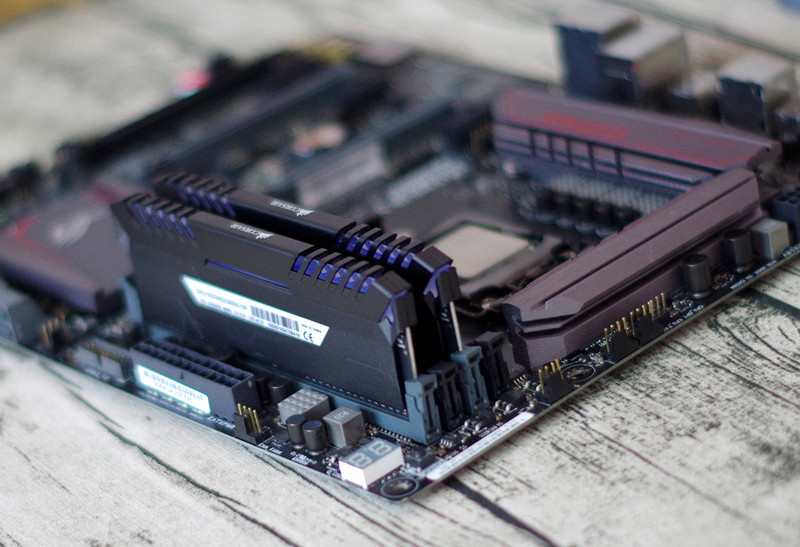 电竞机箱流行硬汉风，装了台先马塞恩3一起感受阳刚之气