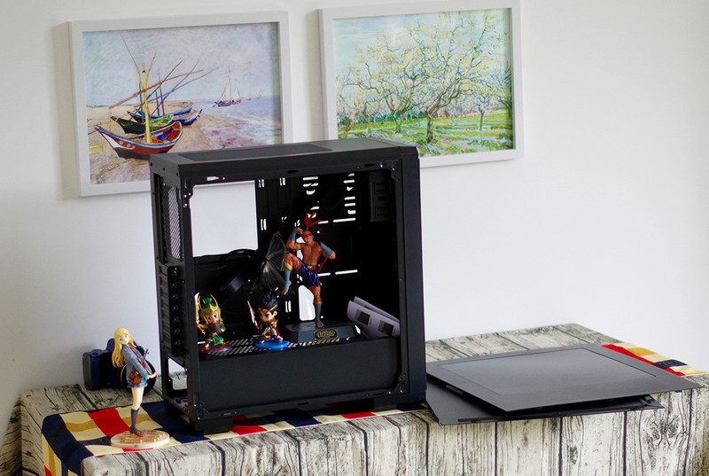 电竞机箱流行硬汉风，装了台先马塞恩3一起感受阳刚之气