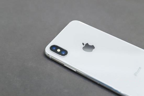 苹果iPhone X国行版评测：用真正黑科技革新未来