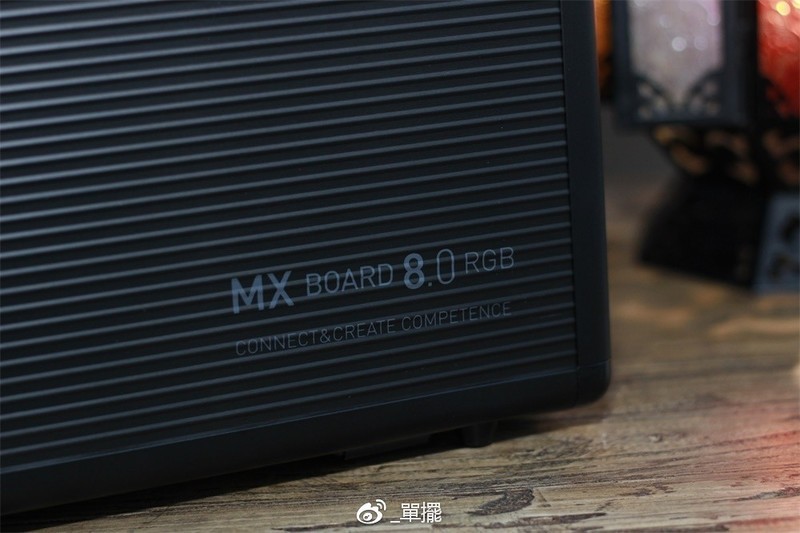 【單擺出品】新的一年，用CHERRY黑8开头