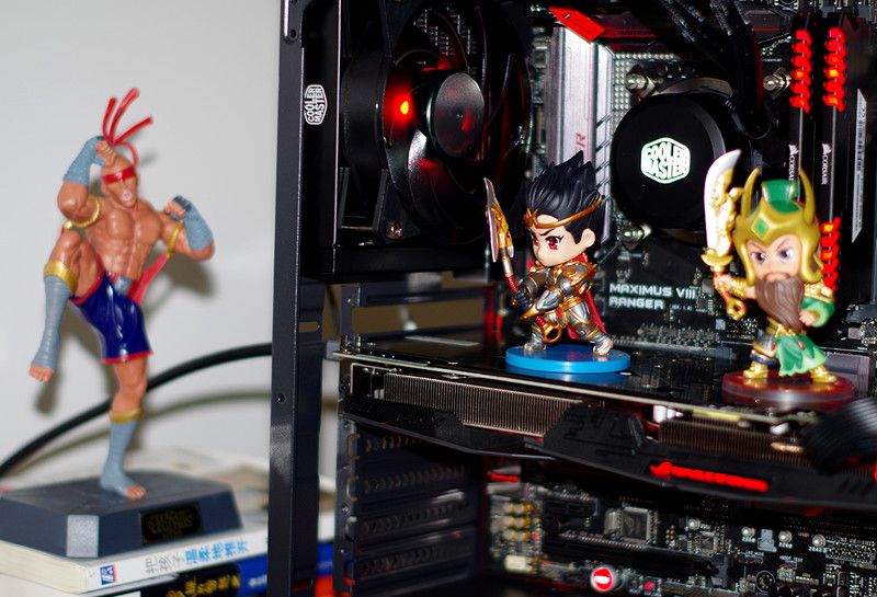 电竞机箱流行硬汉风，装了台先马塞恩3一起感受阳刚之气