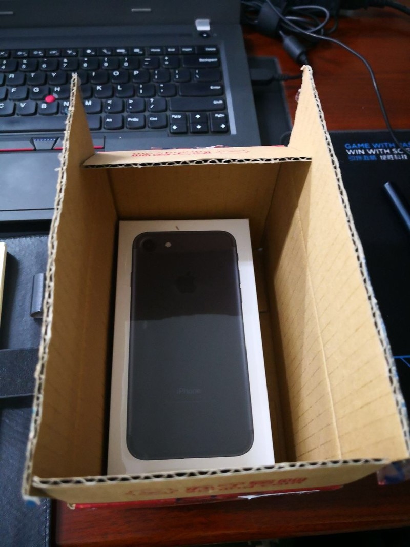 #新年晒机赢豪礼#我的第一部坎坷的苹果机！