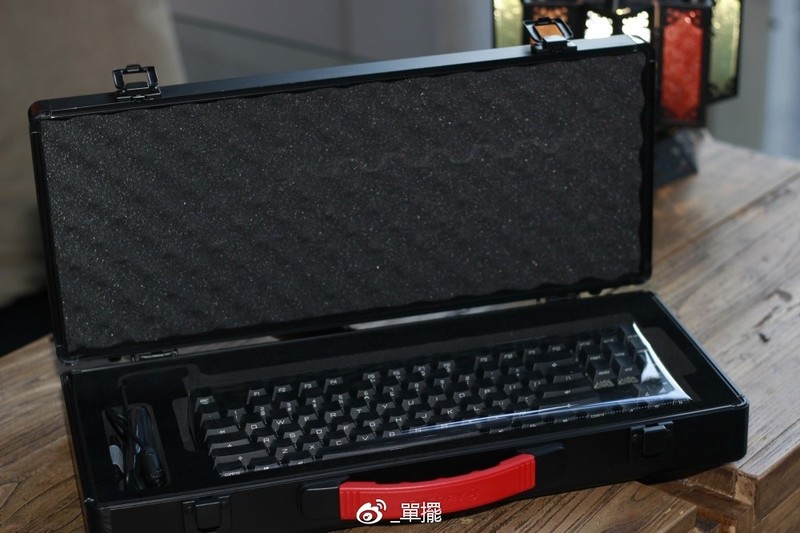 【單擺出品】新的一年，用CHERRY黑8开头