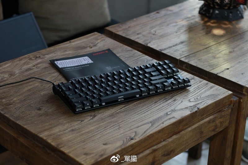 【單擺出品】新的一年，用CHERRY黑8开头