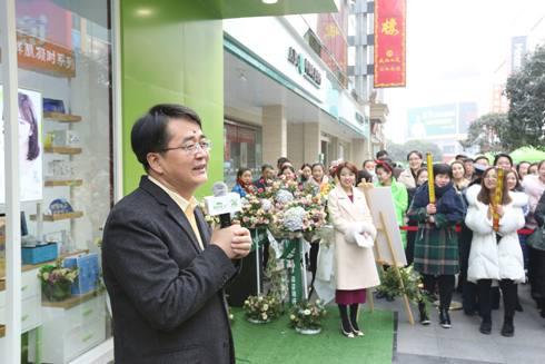 中韩化妆品2017决战春熙路：中国赢！