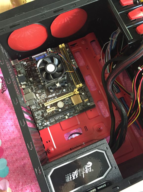 分享：换显卡！ 换电源！自己动手乐无穷！