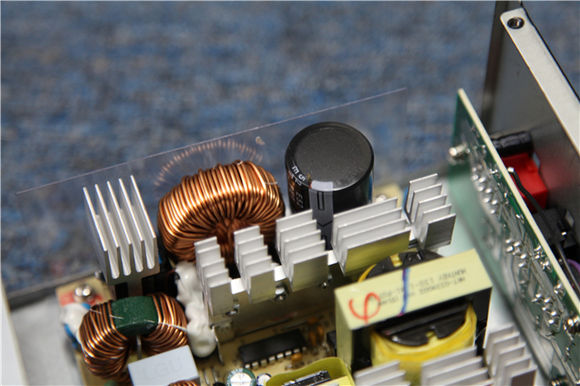 R9 280功耗怎样？搭航嘉MVP 600拆卸测评