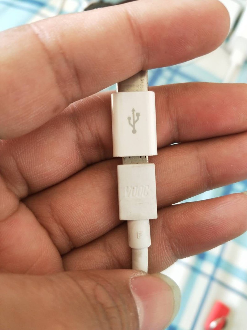 关于一加原装 type -c转换头闪充