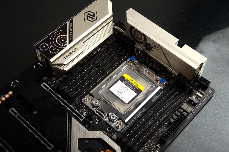 TRX40电脑发烧友高端平台，有钱真香