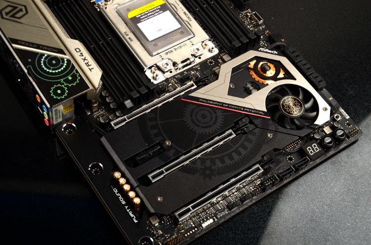 TRX40电脑发烧友高端平台，有钱真香