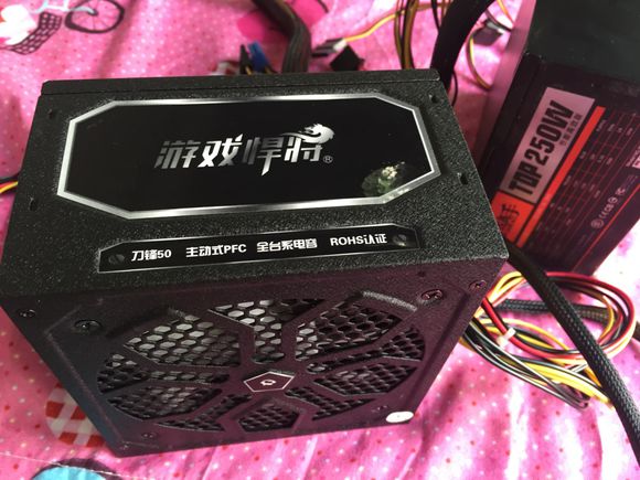 分享：换显卡！ 换电源！自己动手乐无穷！