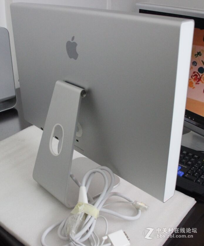 铝合金23寸原装苹果显示器