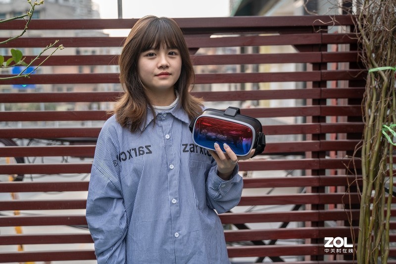 体验两周后发现1个缺点，但他依旧是最值得买的VR一体机