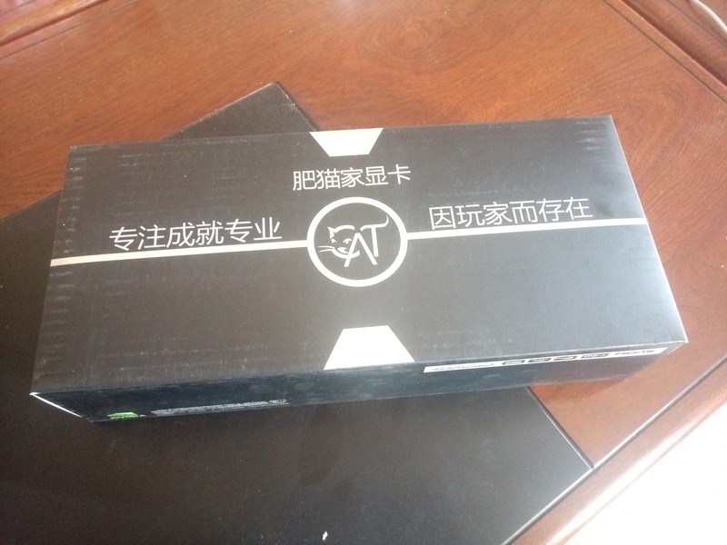 肥猫家 玩家定制版GTX1080开箱评测。