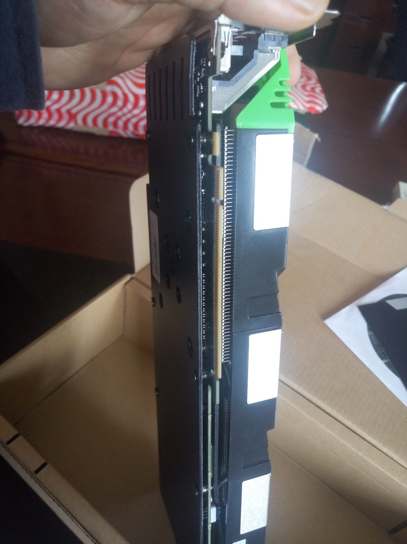 肥猫家 玩家定制版GTX1080开箱评测。