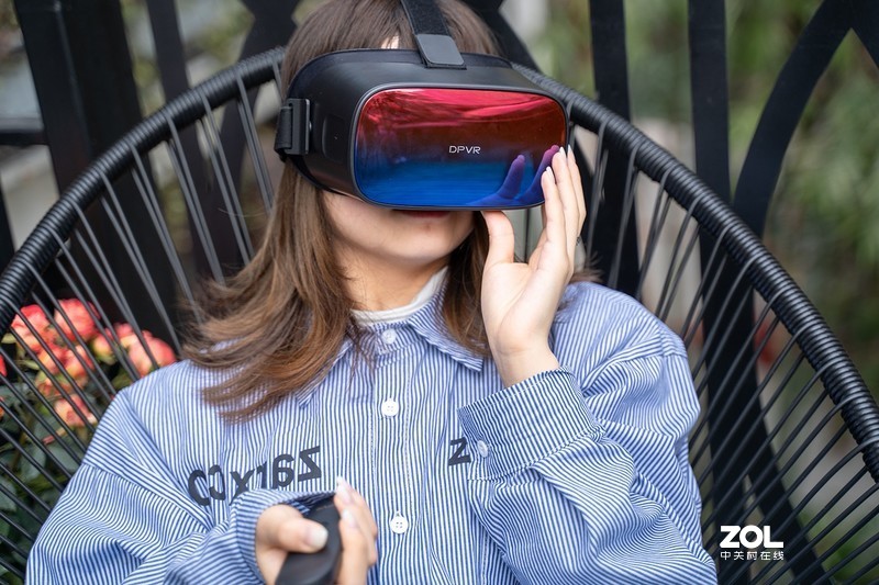 体验两周后发现1个缺点，但他依旧是最值得买的VR一体机