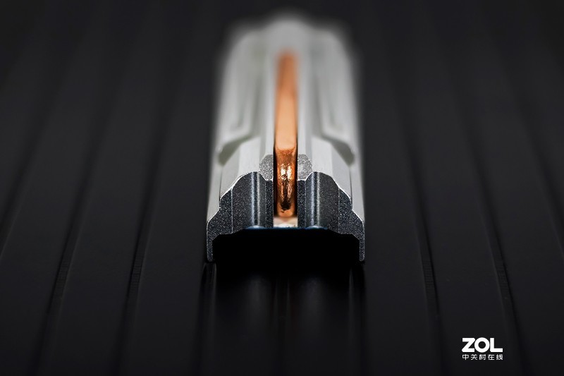 突破5GB/s，PCIe 4.0就是如此给力！影驰HOF PRO M.2 1TB SSD评测