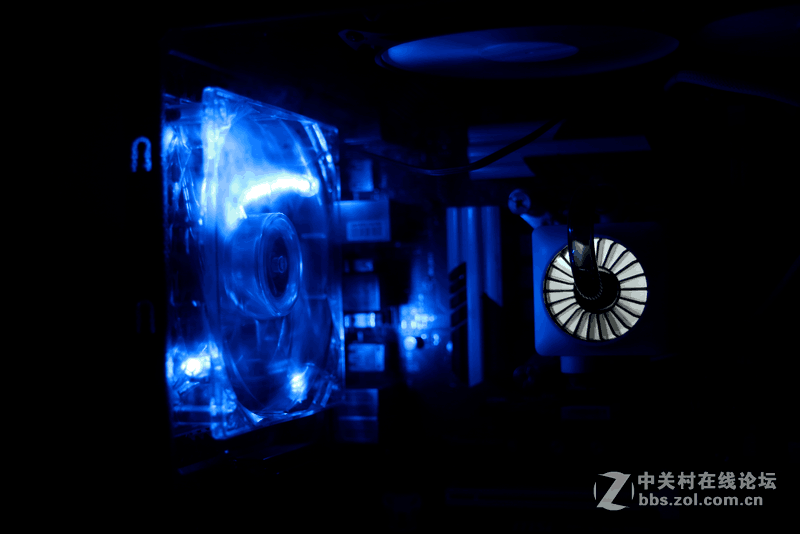 #机箱#全侧透分体式有容：aigo爱国者发现机箱装机体验