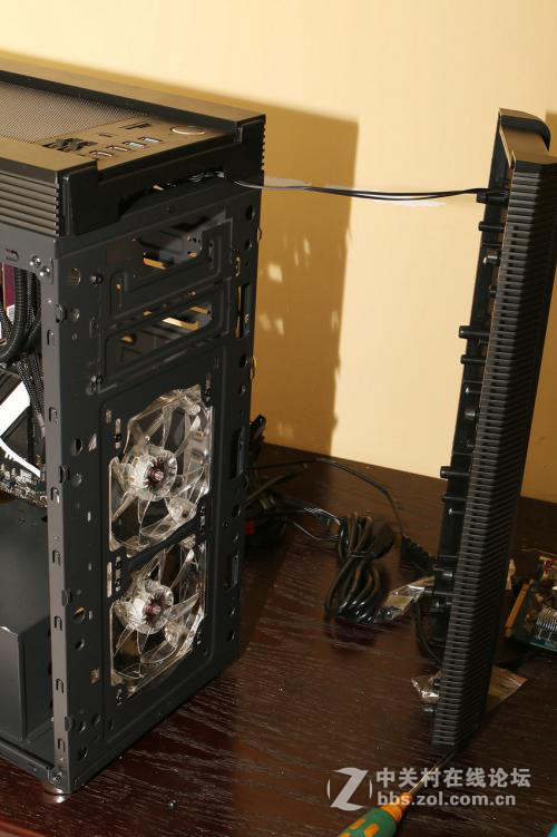 #机箱#全侧透分体式有容：aigo爱国者发现机箱装机体验