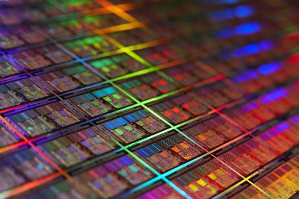 存储：黑芯     盛行质量奇差