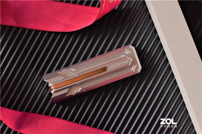 速度之巅，读5000MB/s写4400MB/s，影驰HOF PRO M.2固态怎么样？