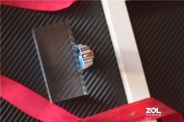 速度之巅，读5000MB/s写4400MB/s，影驰HOF PRO M.2固态怎么样？