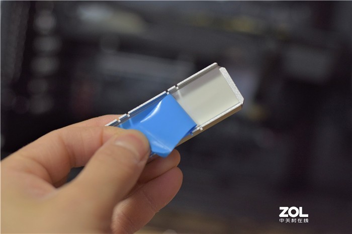 速度之巅，读5000MB/s写4400MB/s，影驰HOF PRO M.2固态怎么样？