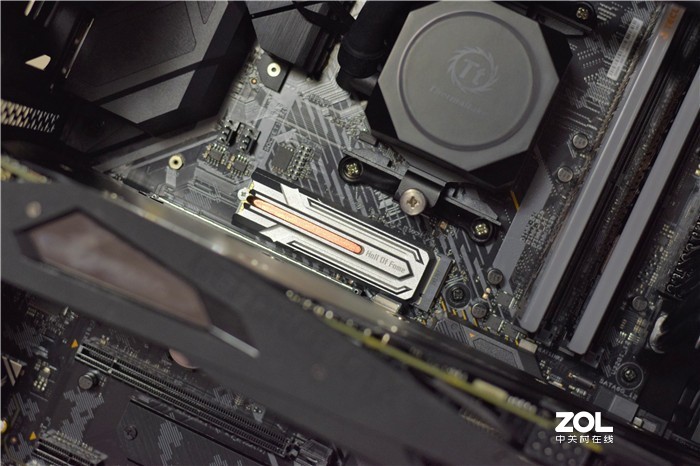 速度之巅，读5000MB/s写4400MB/s，影驰HOF PRO M.2固态怎么样？