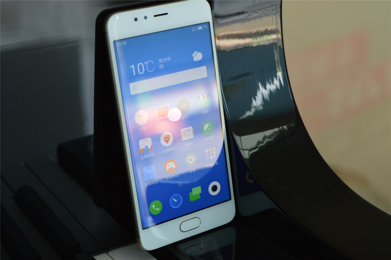 【抢饭碗第3季】震惊！“金玉其外，______！” 十天体验揭开魅蓝5s真相！