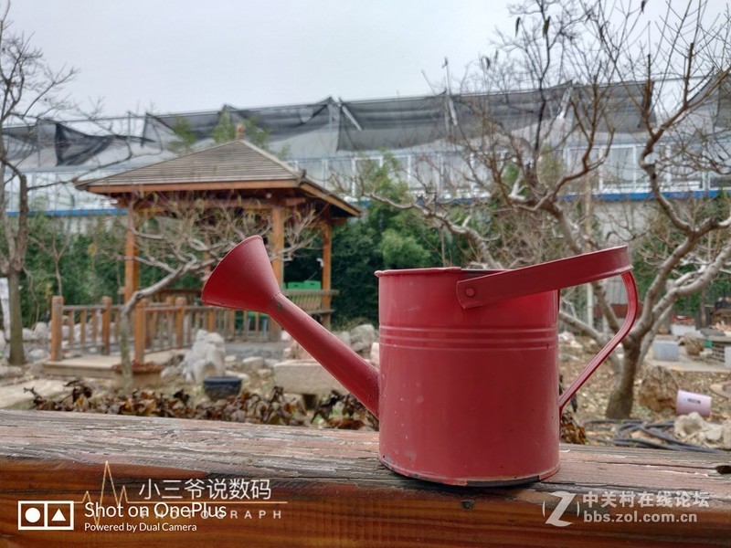 【小三爷出品】西装暴徒、性能怪兽-一加6T全面评测（含对比）