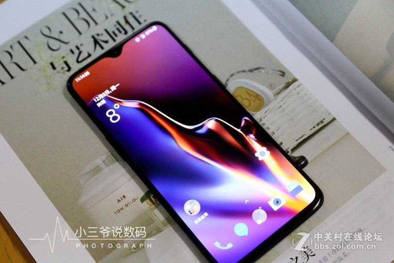 【小三爷出品】西装暴徒、性能怪兽-一加6T全面评测（含对比）