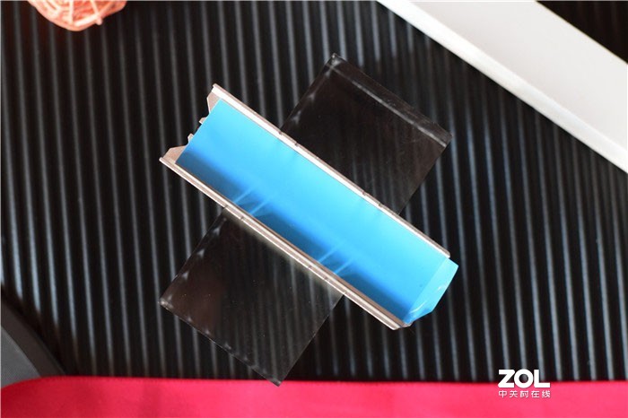 速度之巅，读5000MB/s写4400MB/s，影驰HOF PRO M.2固态怎么样？