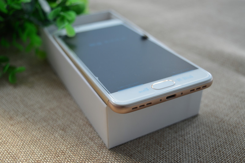 【抢饭碗第3季】震惊！“金玉其外，______！” 十天体验揭开魅蓝5s真相！