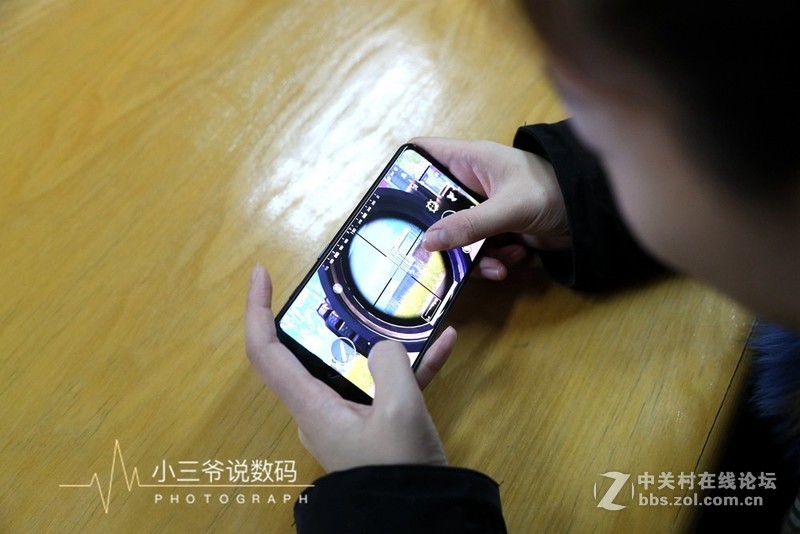 【小三爷出品】西装暴徒、性能怪兽-一加6T全面评测（含对比）