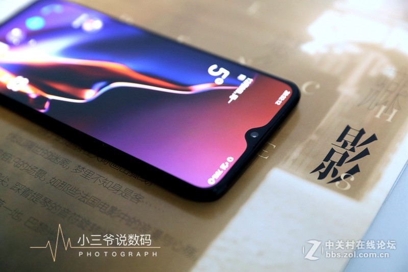 【小三爷出品】西装暴徒、性能怪兽-一加6T全面评测（含对比）