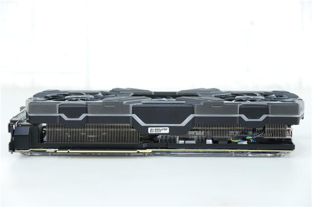 比光追还要黑科技，DLSS2.0让帧率暴增！索泰RTX2070s PGF体验