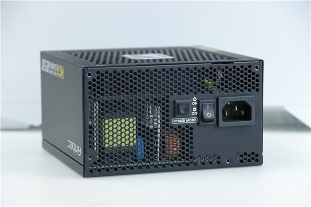 比光追还要黑科技，DLSS2.0让帧率暴增！索泰RTX2070s PGF体验