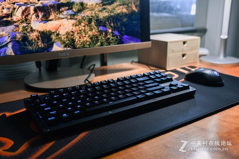 实力与内敛并存，低调不张扬的骨伽电竞鼠标MINOS X5上手体验