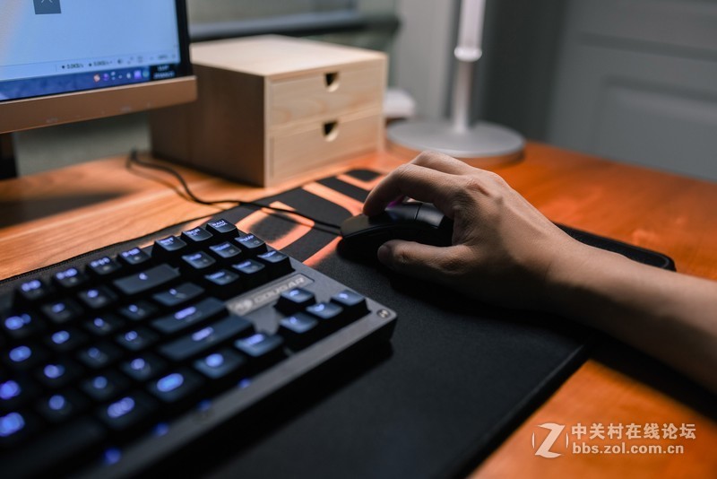 实力与内敛并存，低调不张扬的骨伽电竞鼠标MINOS X5上手体验