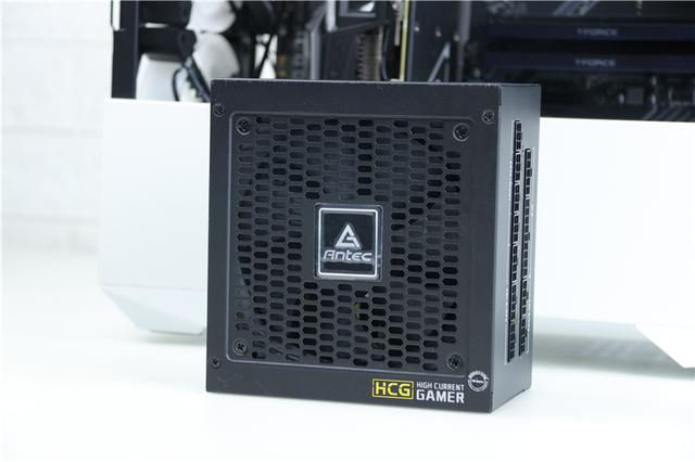 比光追还要黑科技，DLSS2.0让帧率暴增！索泰RTX2070s PGF体验